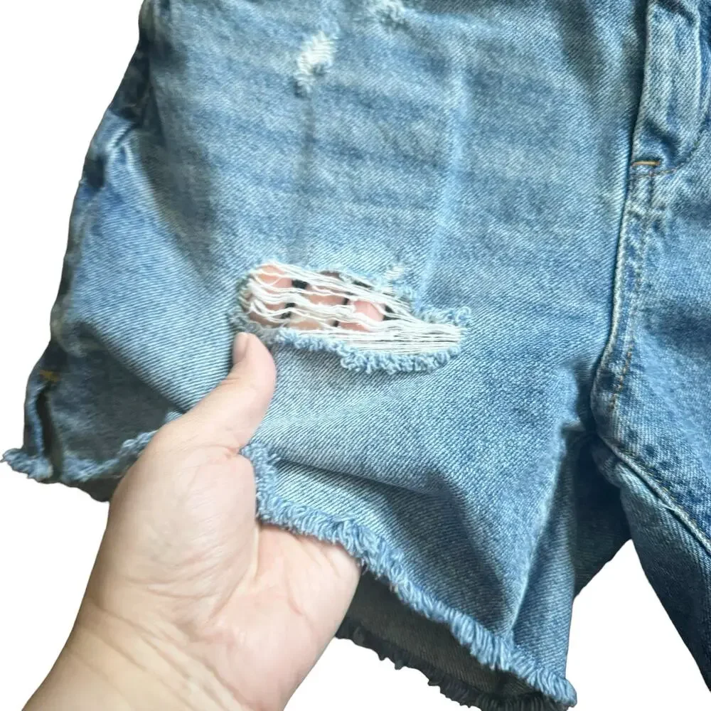 BLANK NYC Bahama Mama Short Denim Jean Shorts Distressed Raw Hem Festival 25